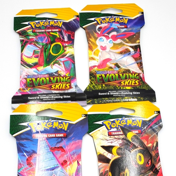 Pokemon Set of 10 Sleeved Evolving Skies Booster Packs